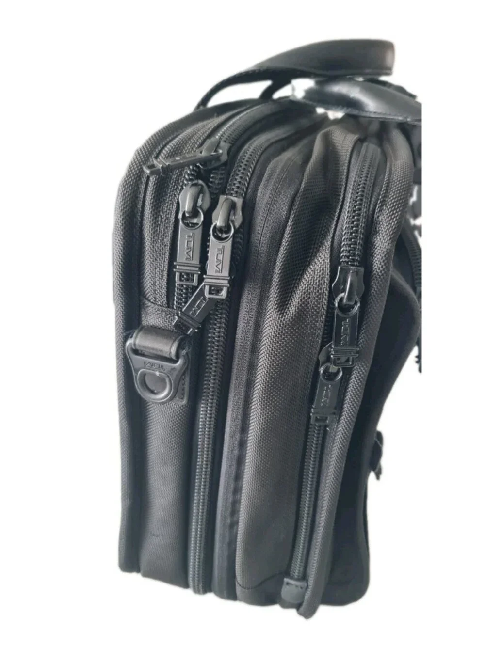 Tumi Alpha 2 Expandable Organizer Brief T-Pass Black FXT Ballistic Nylon 26145DH